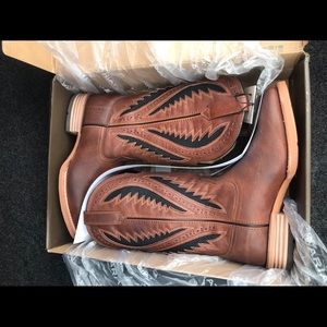 Airiat VenTtek square toe boots